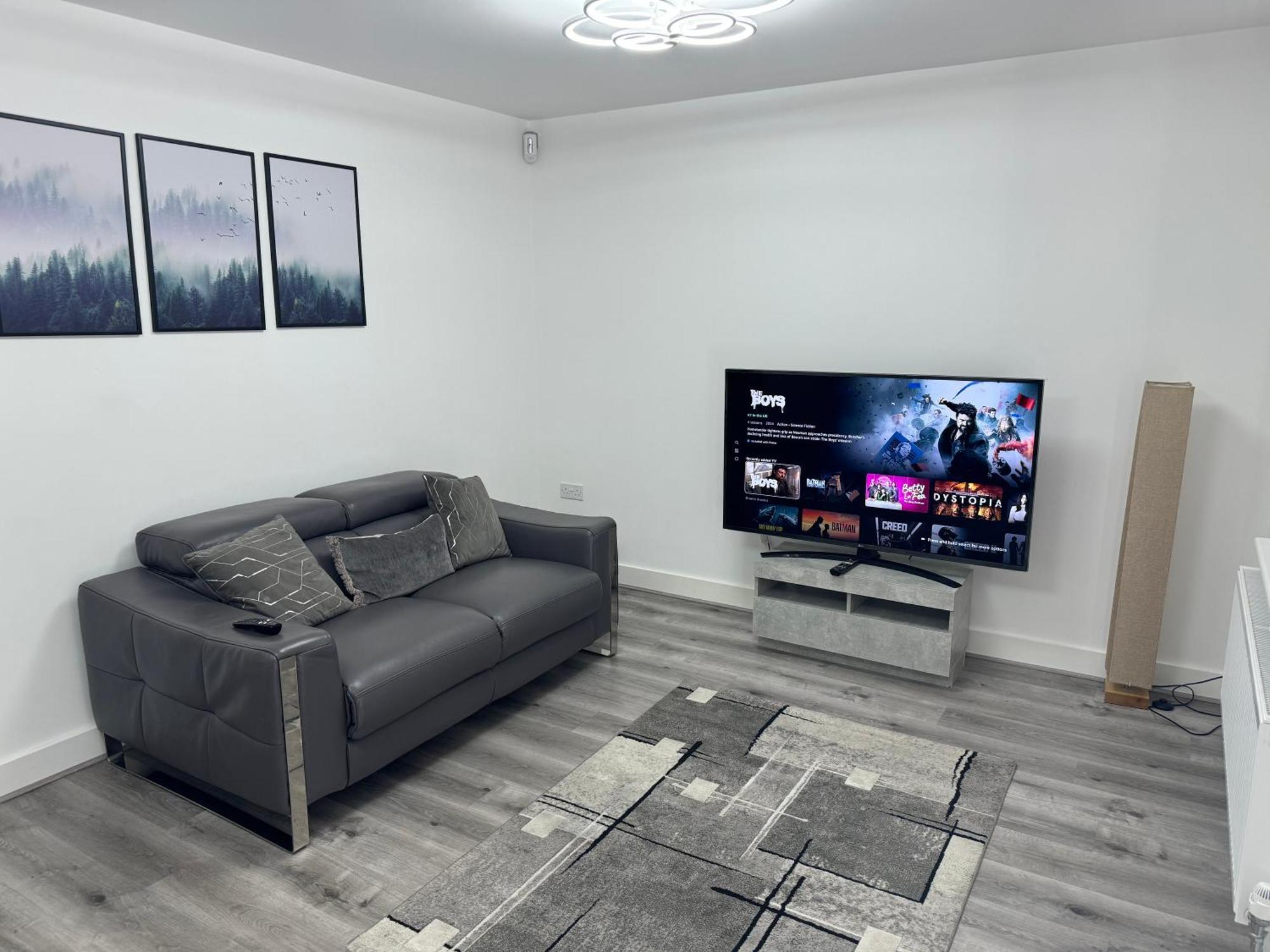 Дом отдыха Merit Luxury Homes